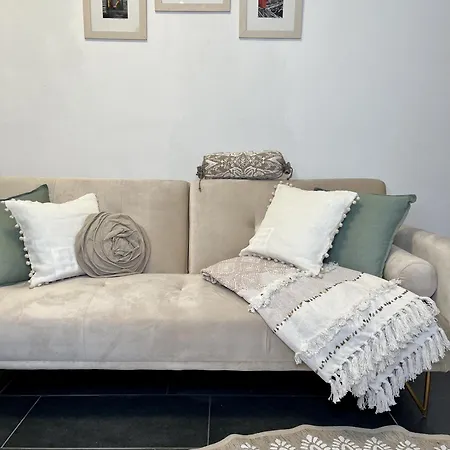 Apartment Shakti Retreats - Esclusiva Con Piscina E Area Wellness